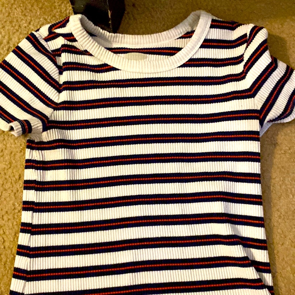 Old navy shirt